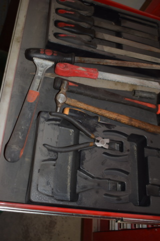 1302956-16 Ampro tool cabinet with tools