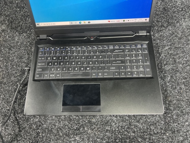 1358224-2 Laptop - System76 Oryx Pro