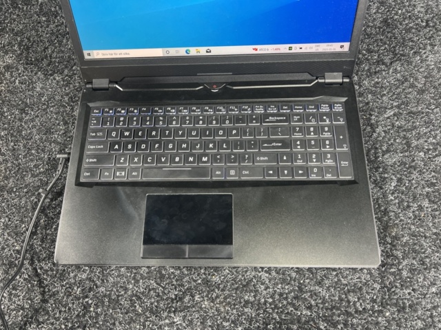 1358224-3 Laptop - System76 Oryx Pro