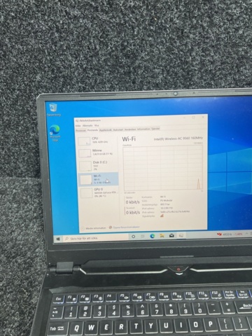 1358224-8 Laptop - System76 Oryx Pro