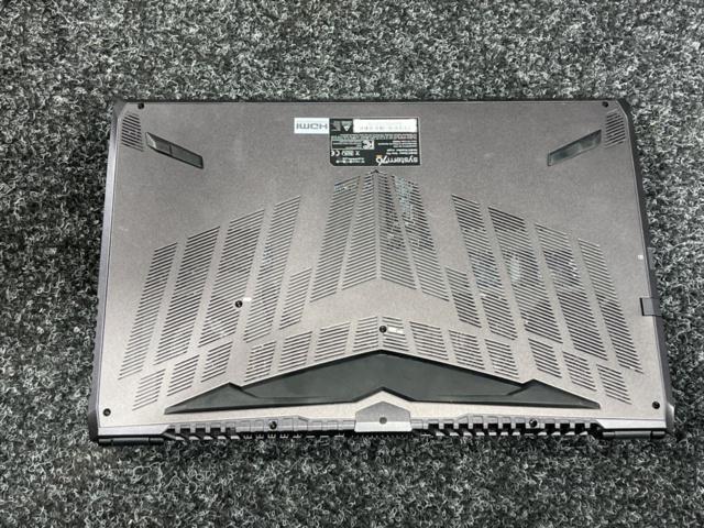 1358224-12 Laptop - System76 Oryx Pro