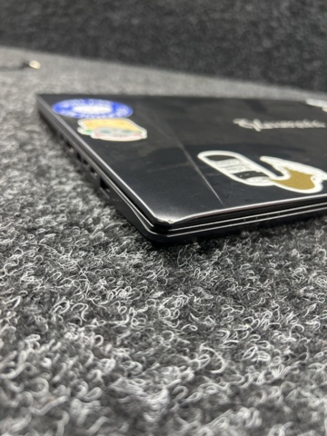 1358224-14 Laptop - System76 Oryx Pro