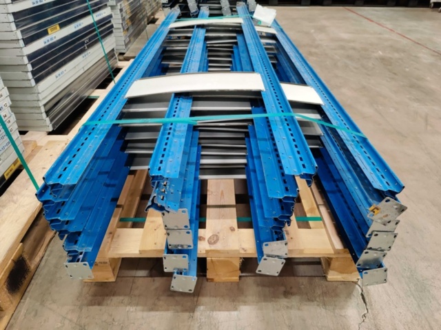 1359798-9 Lagerhyllsystem (ca 40 st sektioner)