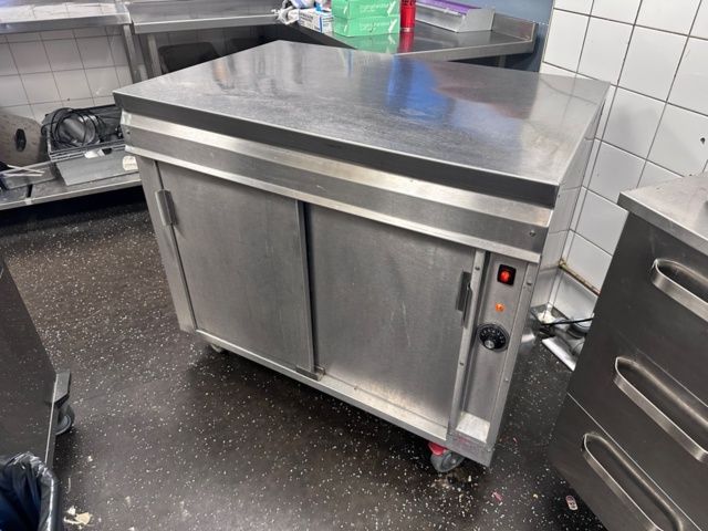 1360119-1 Plate warmer with 2 sliding doors from Gastroteknik