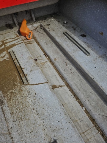 1332085-23 Boat about 4 m