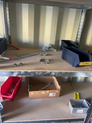 1361600-12 Container 20 fot med tillbehör för VVS