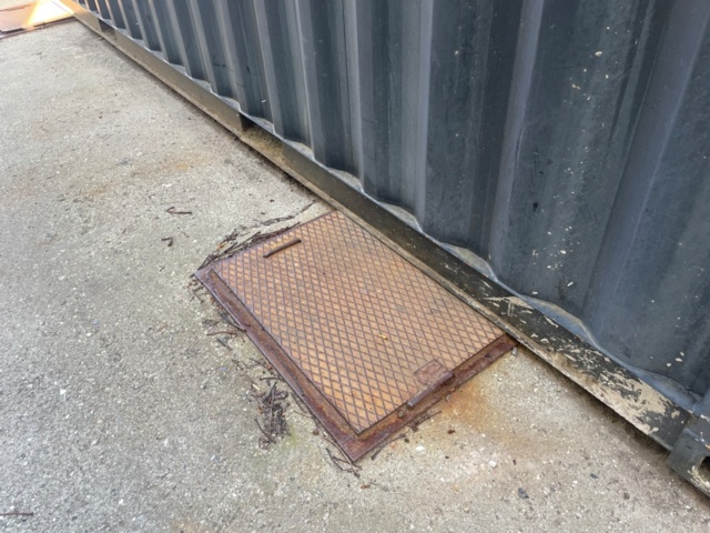 1361600-4 Container 20 fot med tillbehör för VVS