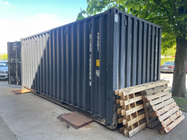 1361600-5 Container 20 fot med tillbehör för VVS