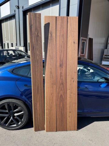 1361585-3 Härdad Valnöt Terra Brown, mattlackad, 79kvm, klickgolv 5G, XL, 1-stav