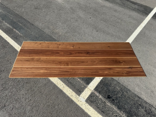 1361585-4 Härdad Valnöt Terra Brown, mattlackad, 79kvm, klickgolv 5G, XL, 1-stav