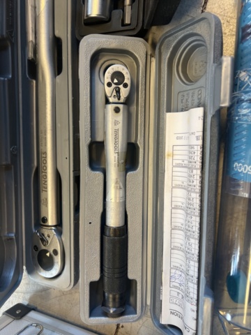 1317295-6 Pulley alignment set including torque wrenches - PELA HM5401