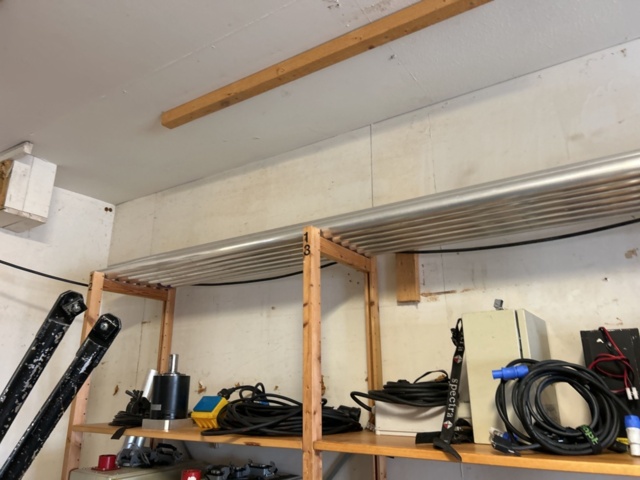 1317307-7 Lot with various stage and theater / rigging equipment