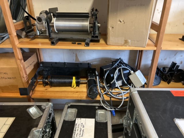 1317307-10 Lot with various stage and theater / rigging equipment