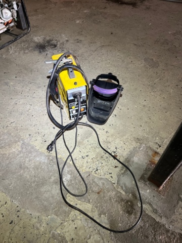 1334330-1 Welder with helmet - Stanley Mikromig