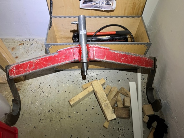 1334334-2 Alignment kit and lifting yoke