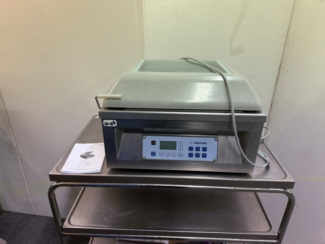 1351606-2 Multivac C200 vacuum packaging machine