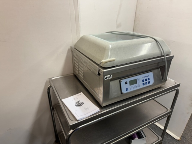 1351606-3 Multivac C200 vacuum packaging machine