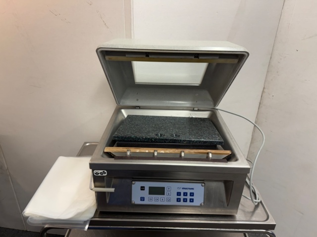 1351606-5 Multivac C200 vacuum packaging machine