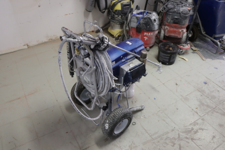 1174327-17 Färgspruta Graco Ultra Max 795