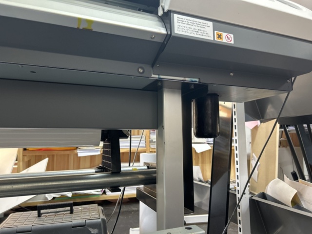 1332702-11 Large format printer - Roland VersaArt RS-640 – 64” Eco-Solvent