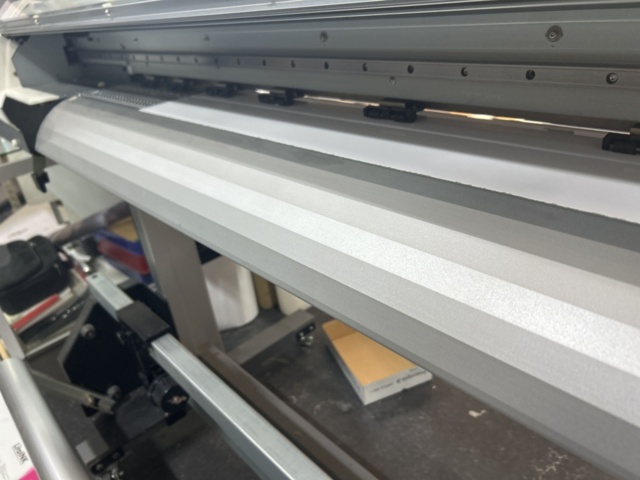 1332702-14 Large format printer - Roland VersaArt RS-640 – 64” Eco-Solvent