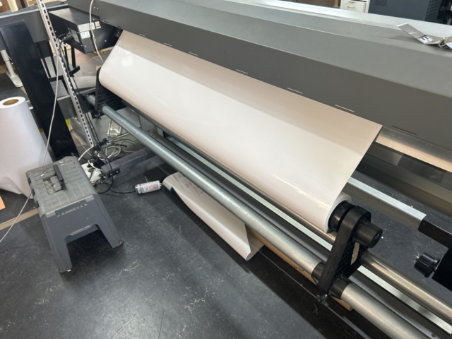 1332702-17 Large format printer - Roland VersaArt RS-640 – 64” Eco-Solvent