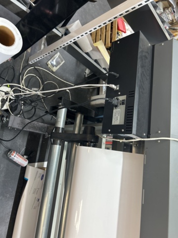 1332702-18 Large format printer - Roland VersaArt RS-640 – 64” Eco-Solvent