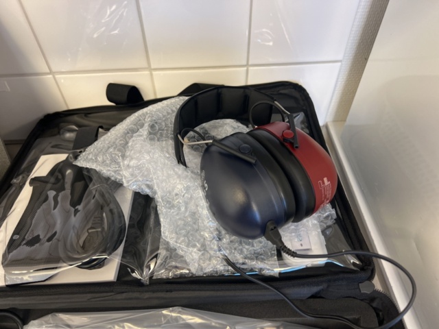 1358271-4 Audiometer - Entomad SA201