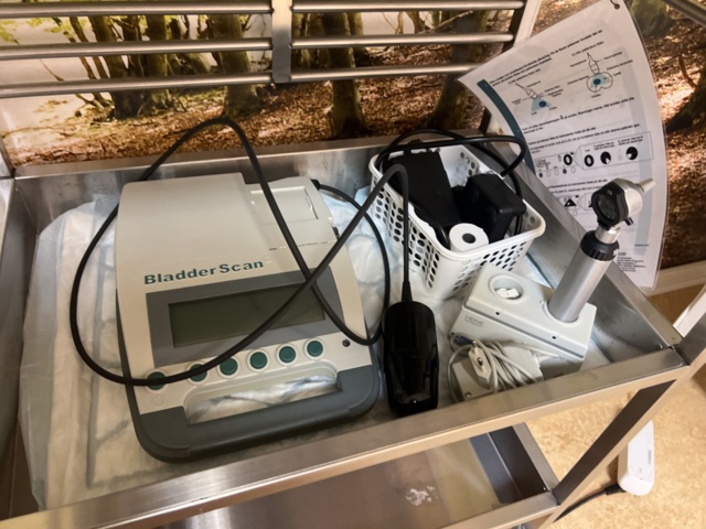 1358278-7 Medical equipment - Heine, BladderScan, Medela Vario