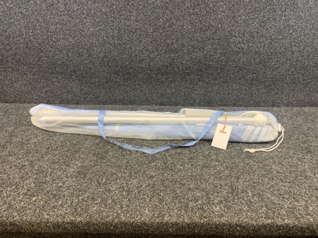 1361716-2 Strandparasol Brafab Soda Ljusblå