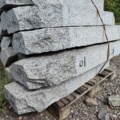 1094474-5 17 pcs Granite kerbstone Radius 10m