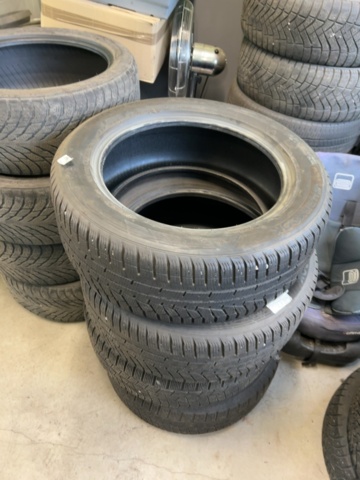 1332719-4 Collection of various equipment for car repair shops