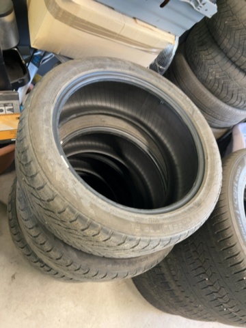 1332719-11 Collection of various equipment for car repair shops