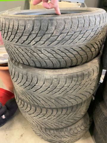 1332719-17 Collection of various equipment for car repair shops