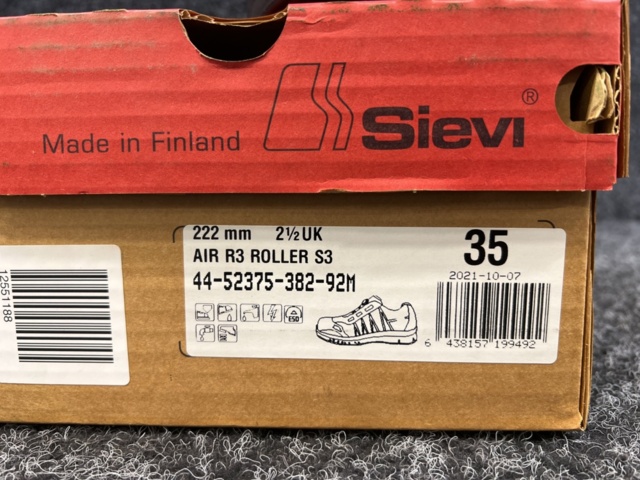 1363721-3 Safety shoes Sievi Sieviair R3 Roller S3, Size 35