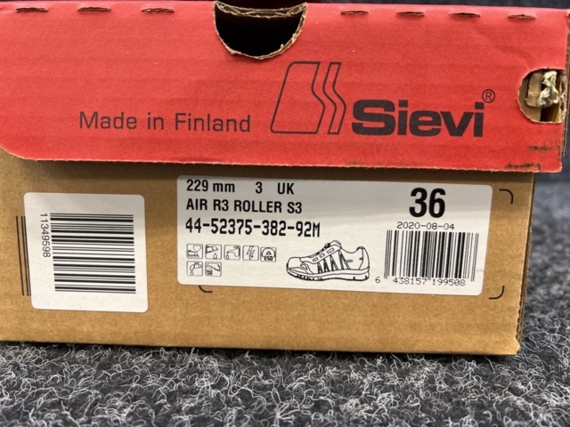 1363722-4 Safety shoe Sievi Racer R3 Roller S3, Size 36