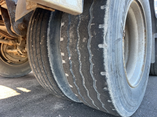 1334238-14 Tipper trailer - M&V Trailer Rac 20-20K -2008