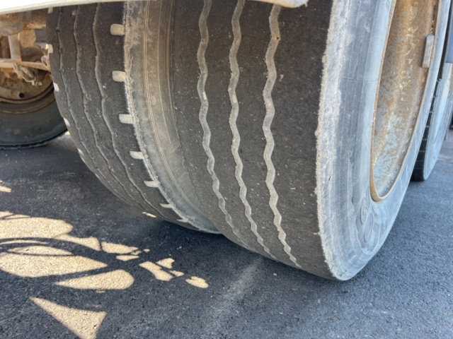 1334238-15 Tipper trailer - M&V Trailer Rac 20-20K -2008