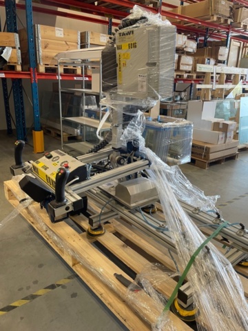 1297224-2 TAWI vacuum lifter – for ergonomic and safe handling of glass & sheet material