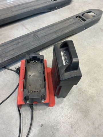 1286497-21 Elektrisk låglyftare - Linde MT12 -19