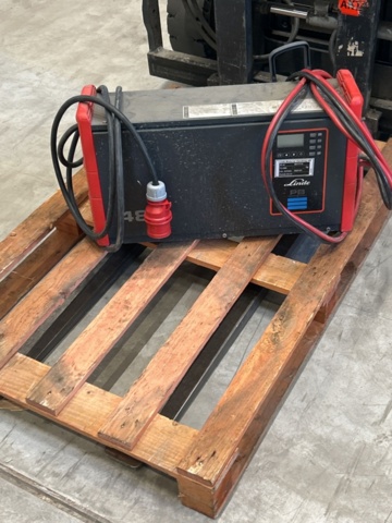 1286502-45 Motviktstruck - Linde E16PH-02 EVO -2022