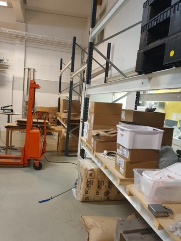 1364214-4 Hövik pallställ