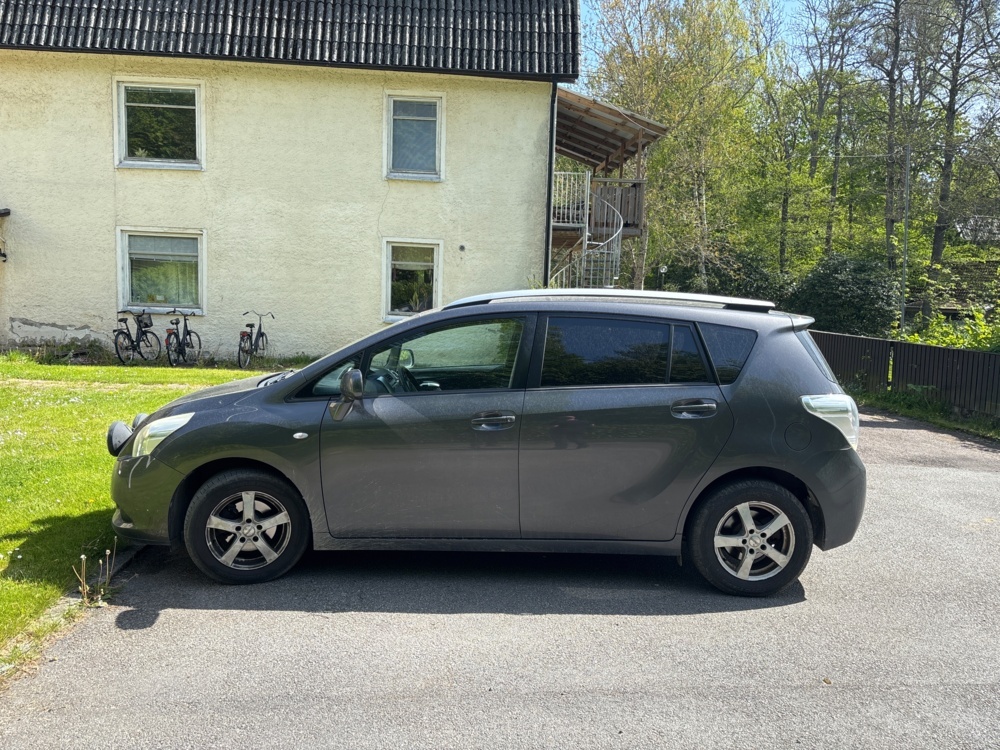 1364159-2 Toyota Verso 1.8 Valvematic Manuell, 147hk, 2012