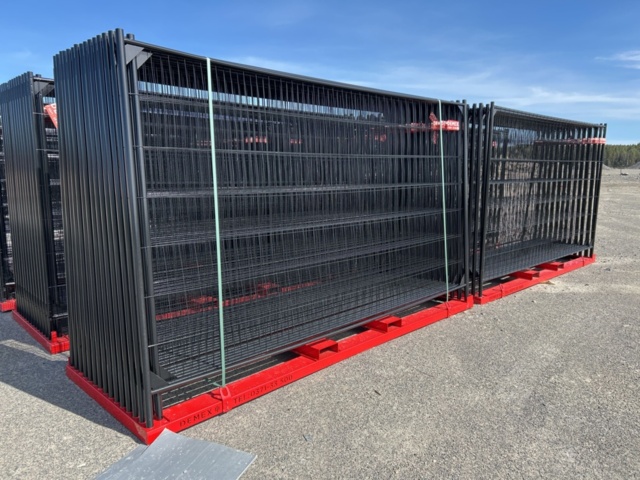 1337453-1 Byggstaket med betongfötter och transporthäck - ca 60st - Demex