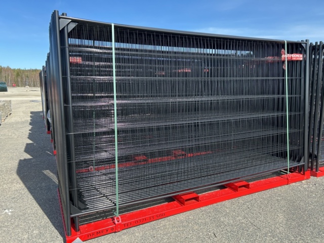 1337453-2 Byggstaket med betongfötter och transporthäck - ca 60st - Demex