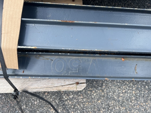 1364389-15 Tillbehör till pallstallage