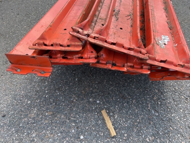 1364389-16 Tillbehör till pallstallage