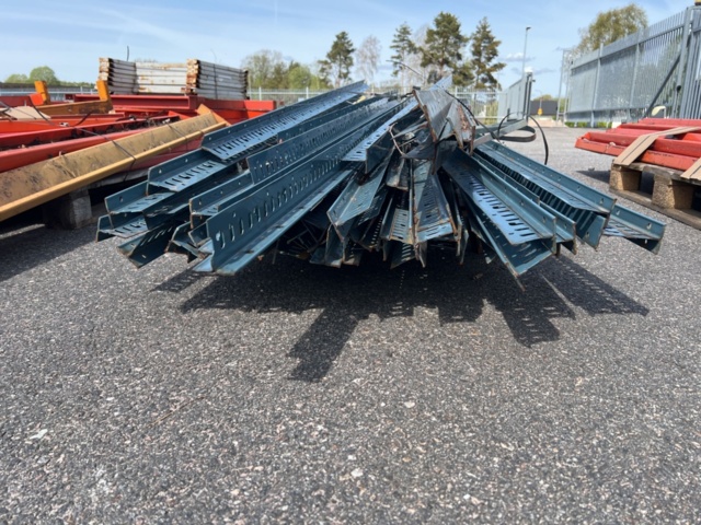 1364389-19 Tillbehör till pallstallage