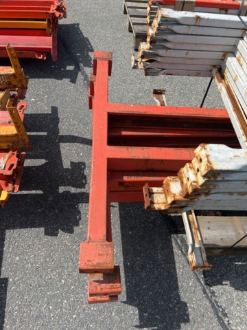 1364389-21 Tillbehör till pallstallage