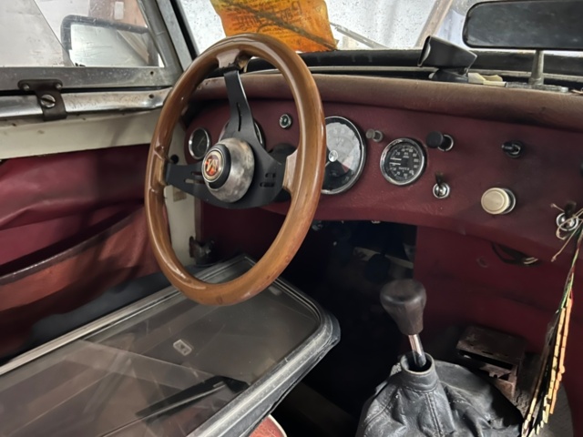 1364388-17 MG Midget 0.95 Manual, 50hp -1961
